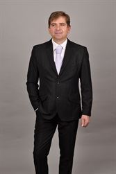 Tmavěšedý